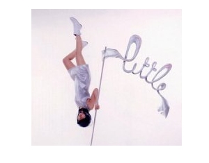 Shopping : Little - une chanteuse pleine de peps !