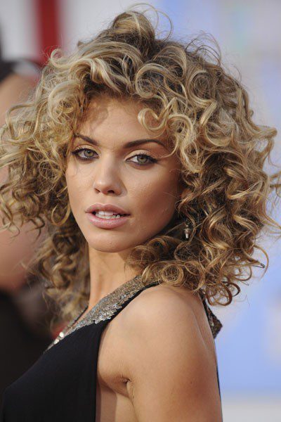 Annalyne mc cord