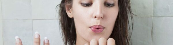 Comment arrêter de se ronger les ongles ?