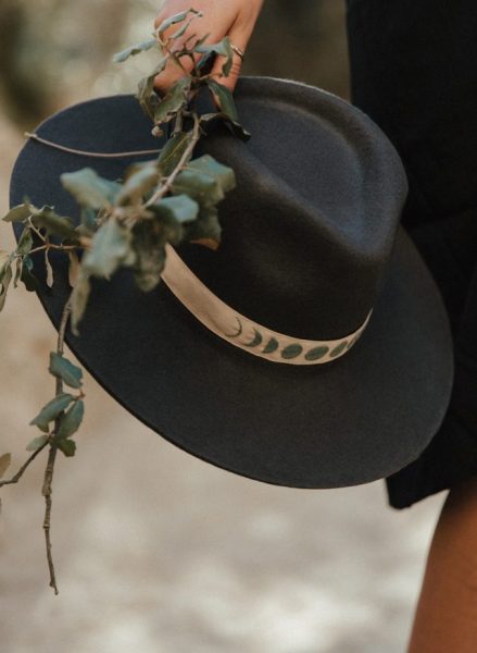 FEDORA-FRINGEANDFRANGE