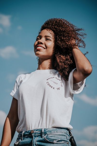 fille à la plage